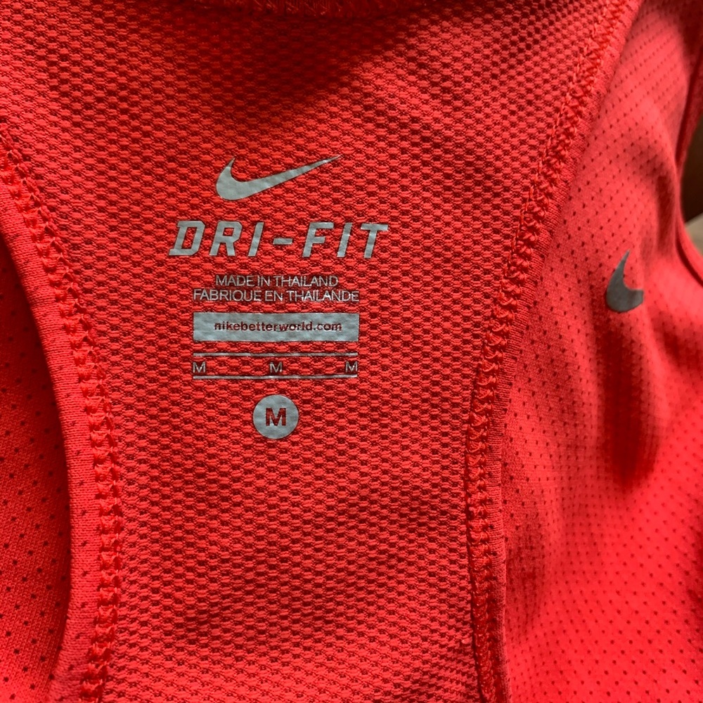Nike Tank Top - Picture 5 of 5